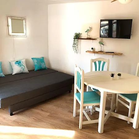 Corcega Beach Apartment *