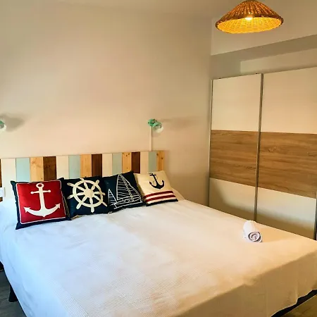 Apartment Corcega Beach