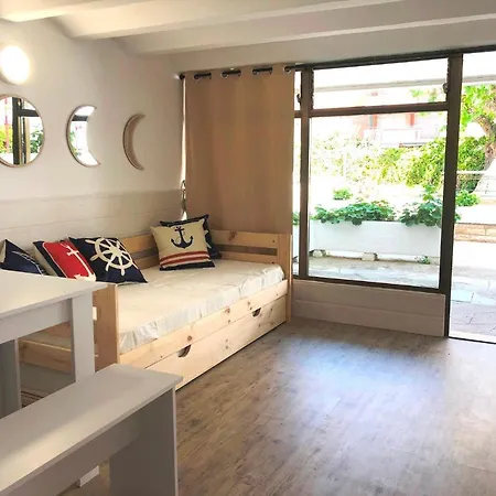 Corcega Beach Apartment *