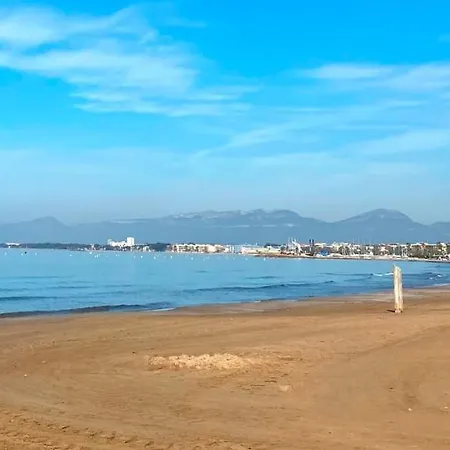 Corcega Beach Apartment *